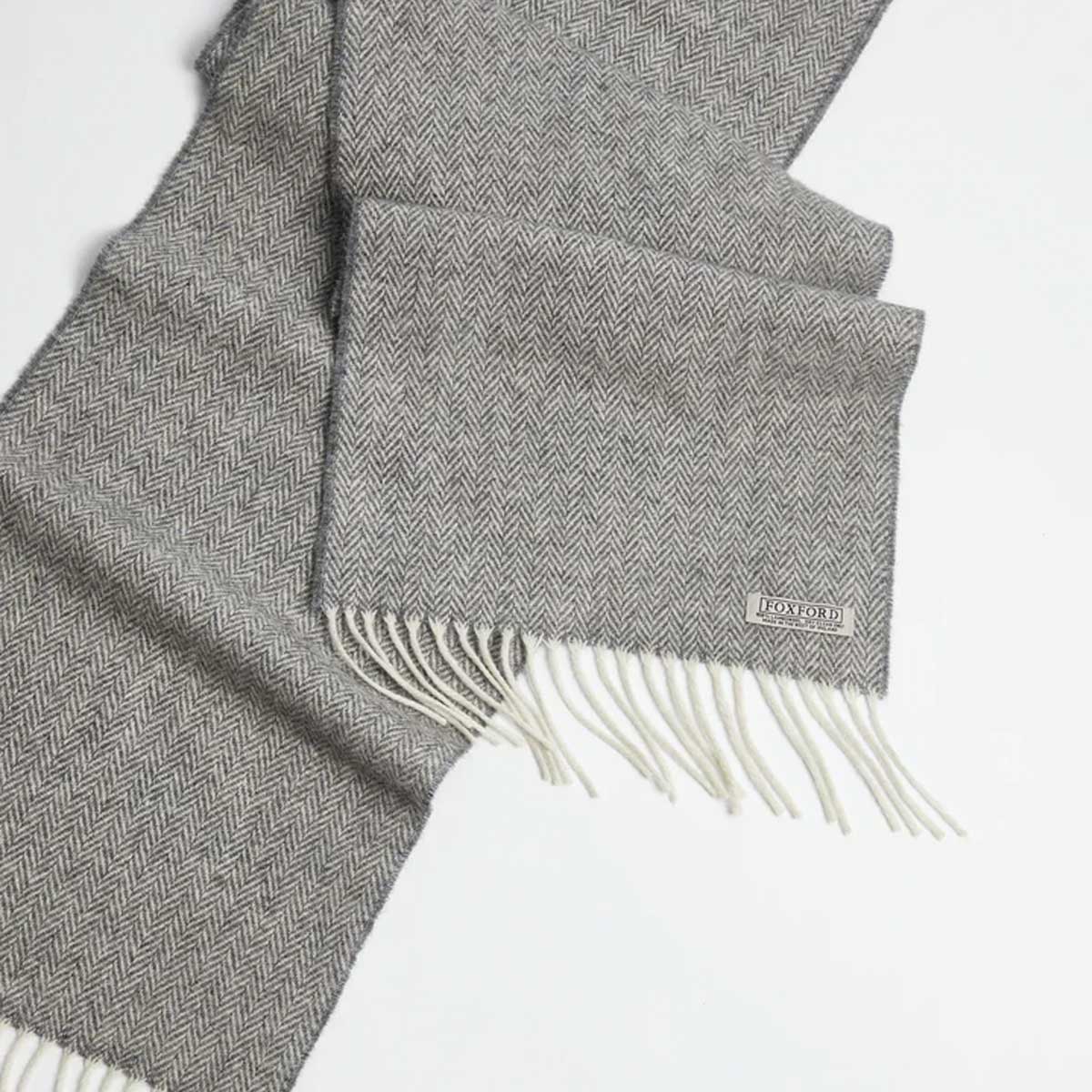 3591/D4 Grey Herringbone Lambs Wool Scarf