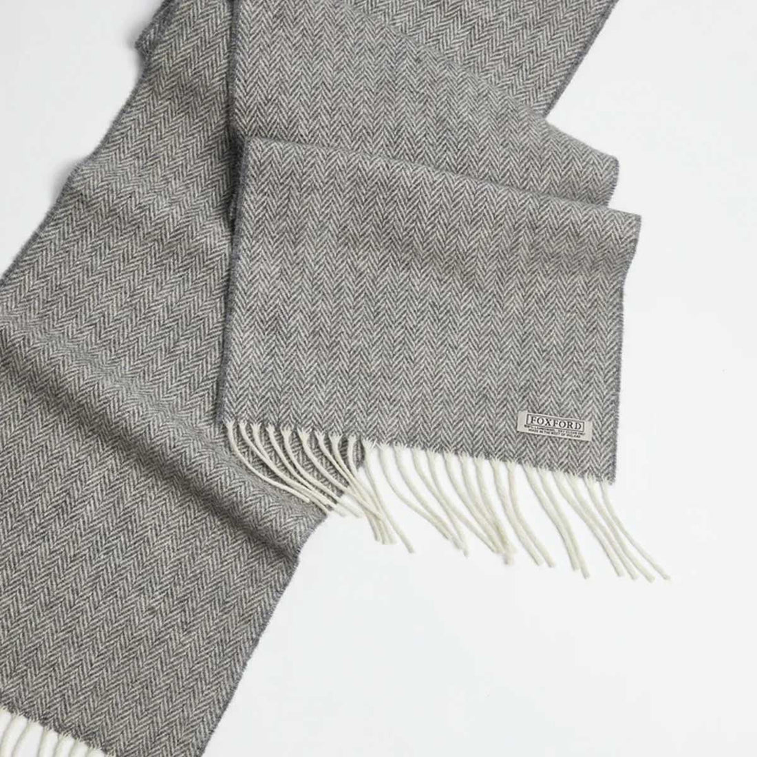 3591/D4 Grey Herringbone Lambs Wool Scarf