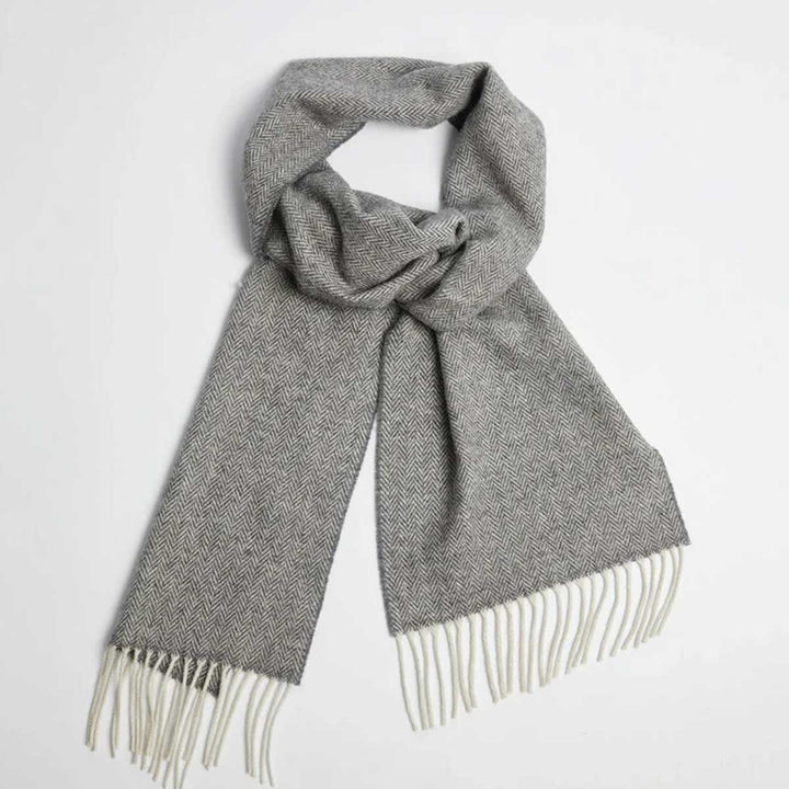 3591/D4 Grey Herringbone Lambs Wool Scarf