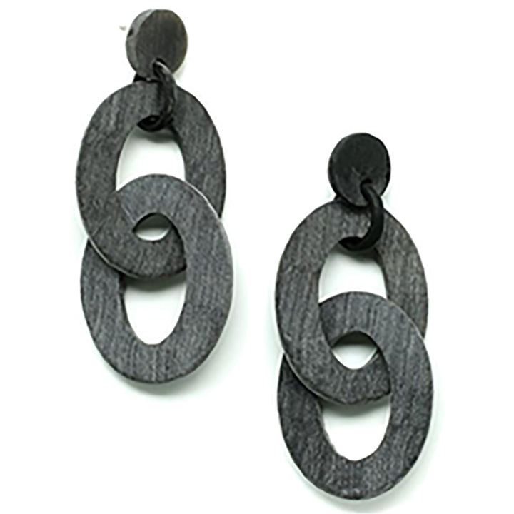 Q11993 Black Matte Horn Earrings