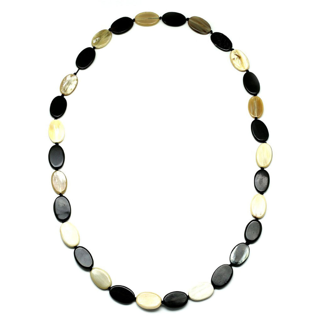 Q11893 Oval Shaped Black and White Pieces Horn Necklace