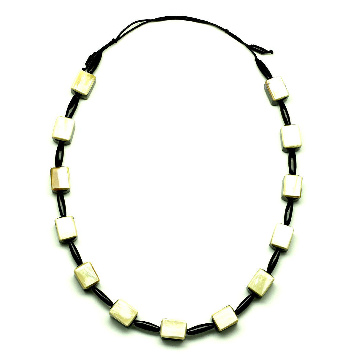 Q12982 Water Buffalo Horn  Necklace