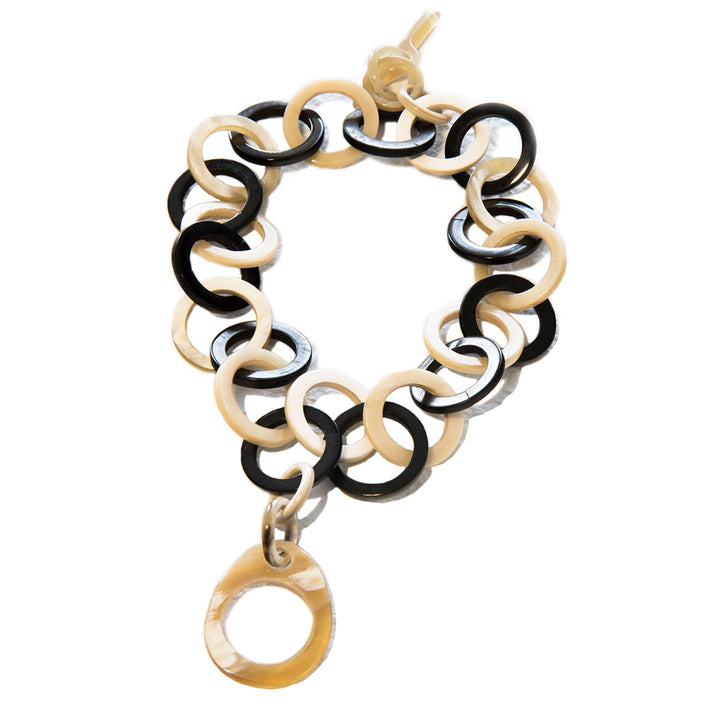 Q9972 Horn Bracelet