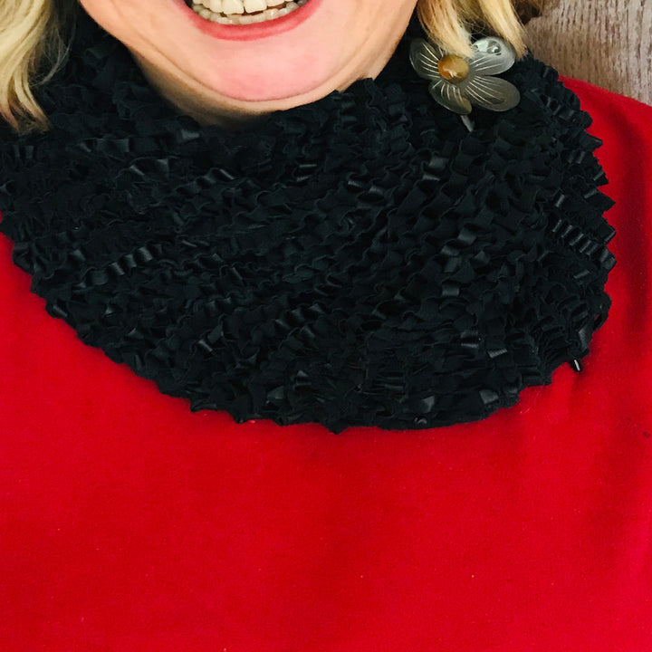 BKS002 Leather Hand Knit Scarf