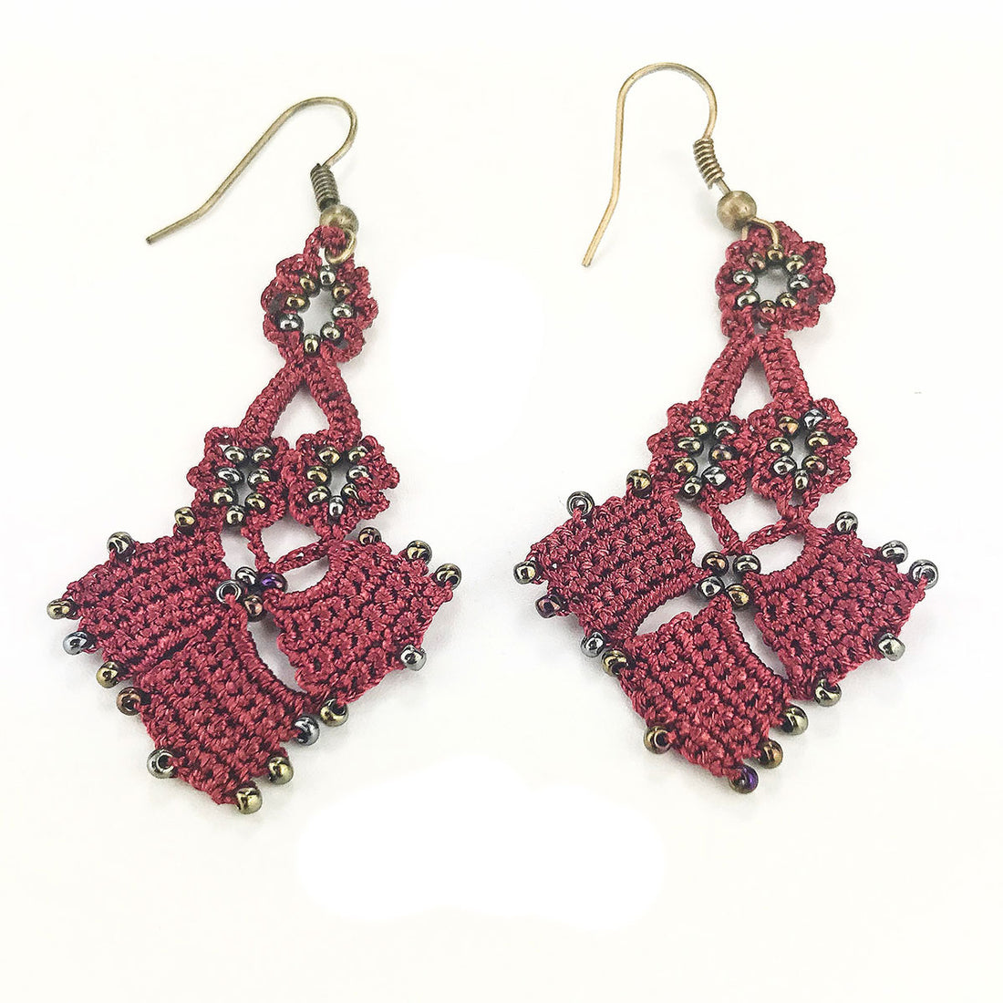 FCE031 Diamond Parade Earrings