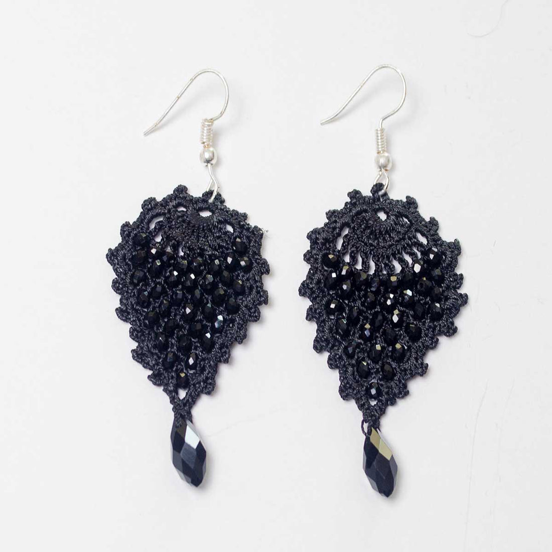 FCE002 SOLE SILK EARRINGS