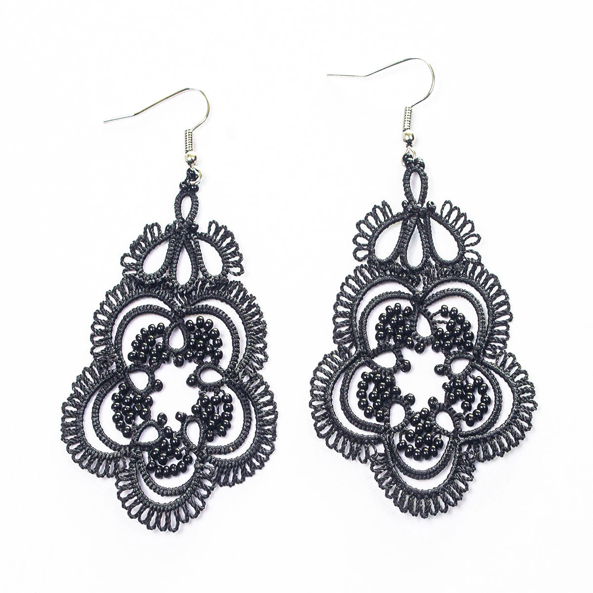 FCE001 Tatted Flower Earrings
