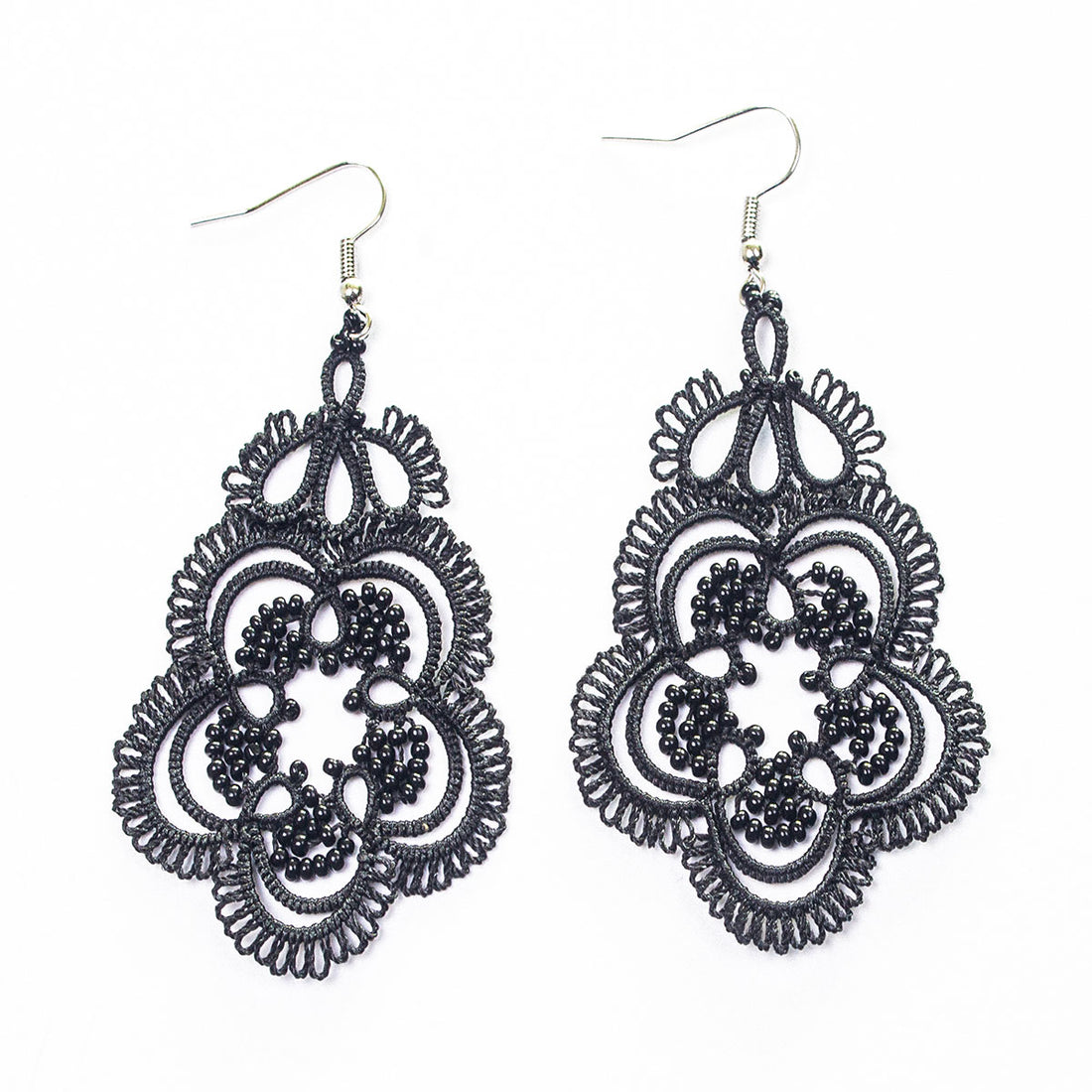 FCE001 Tatted Flower Earrings