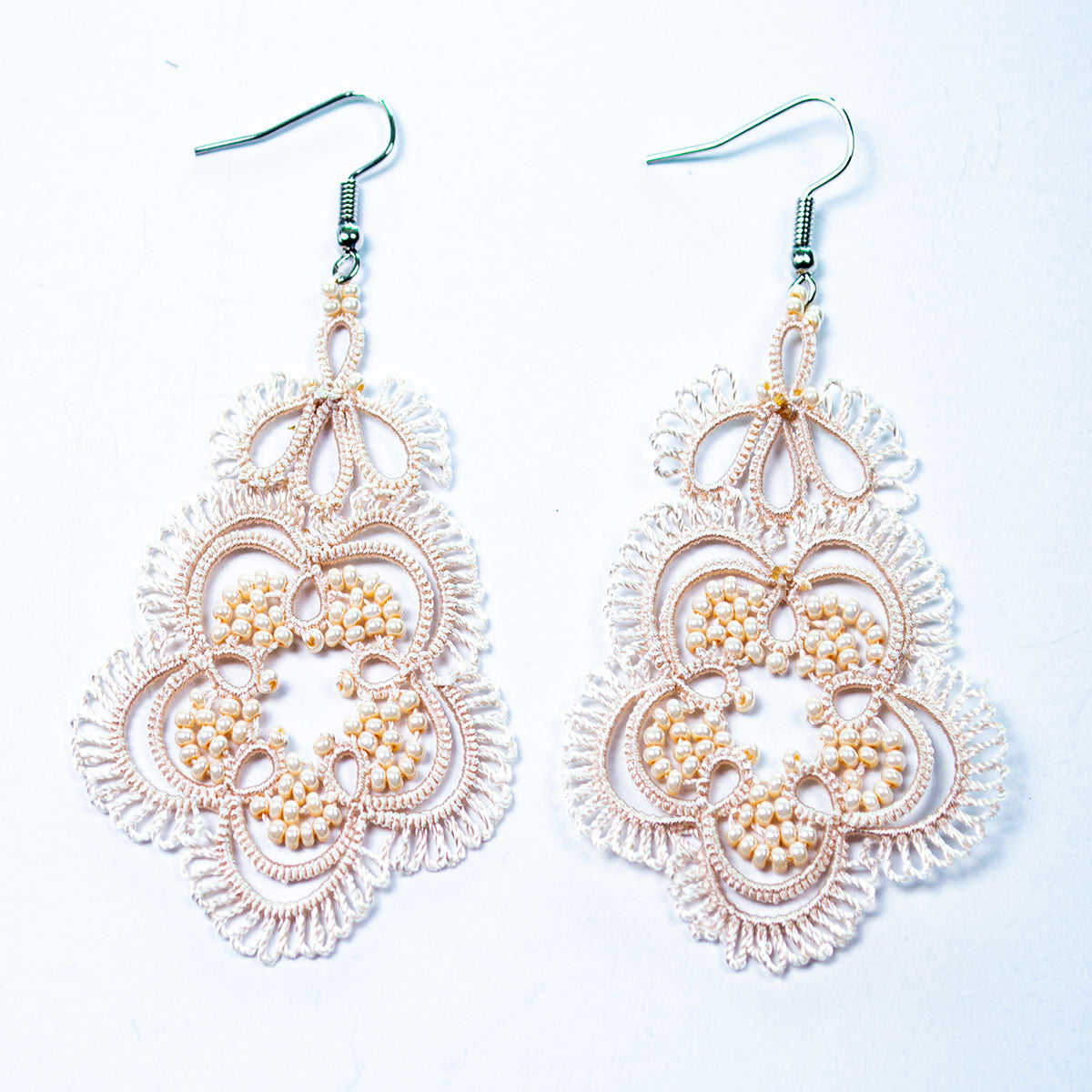 FCE001 Tatted Flower Earrings
