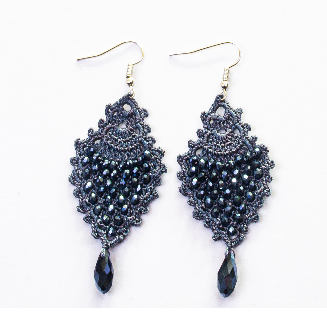 FCE002 SOLE SILK EARRINGS