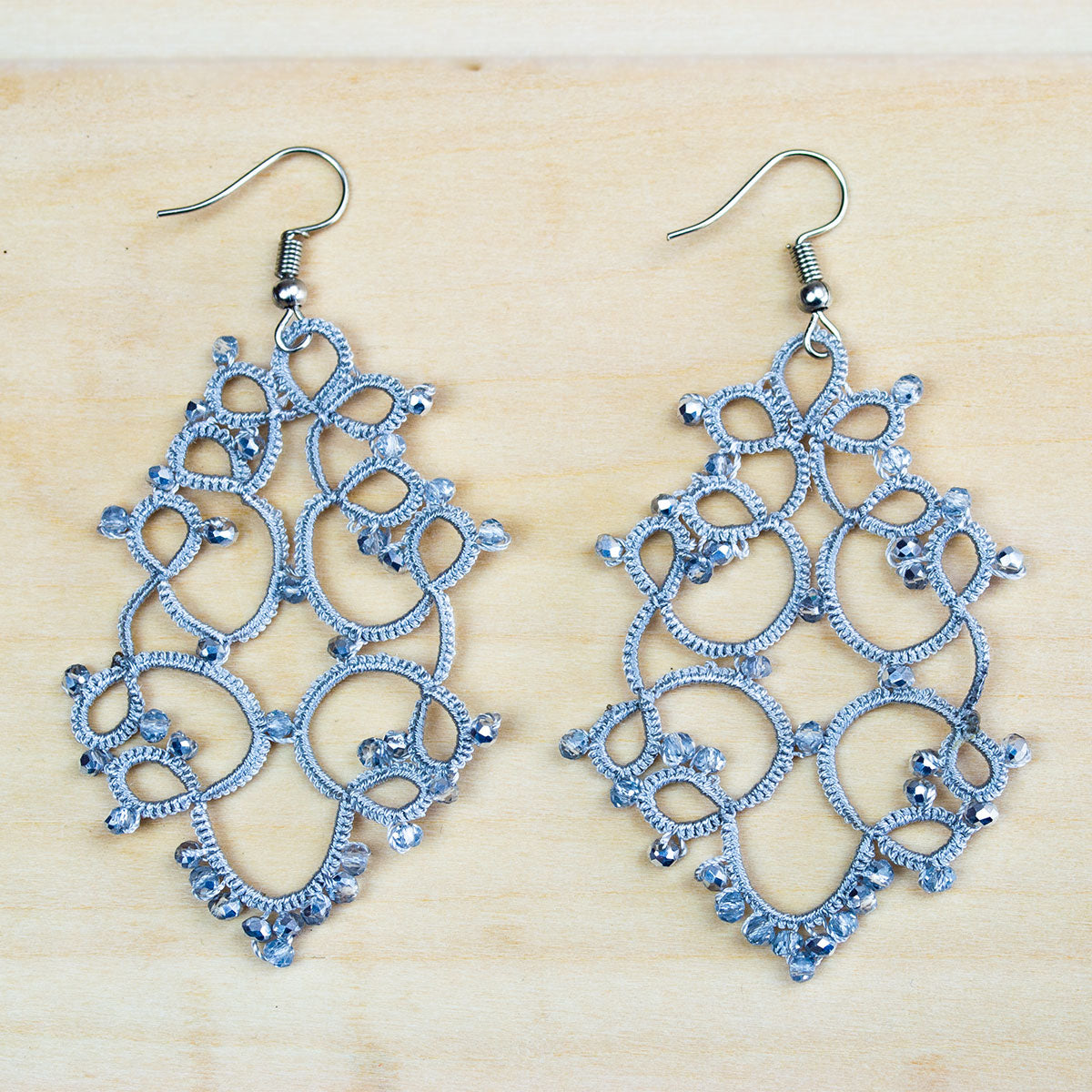 FCE009 Wonderland Earrings