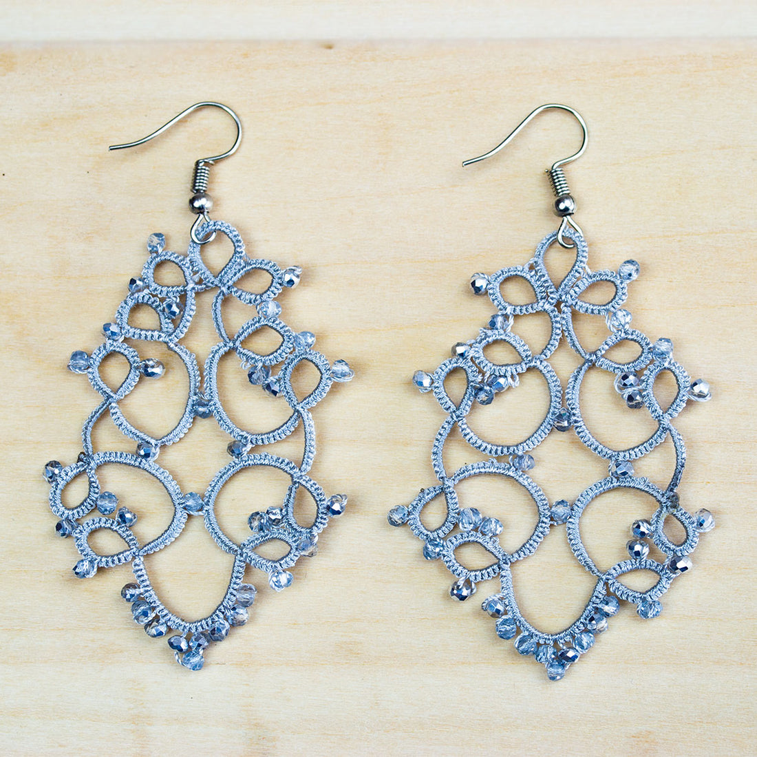 FCE009 Wonderland Earrings