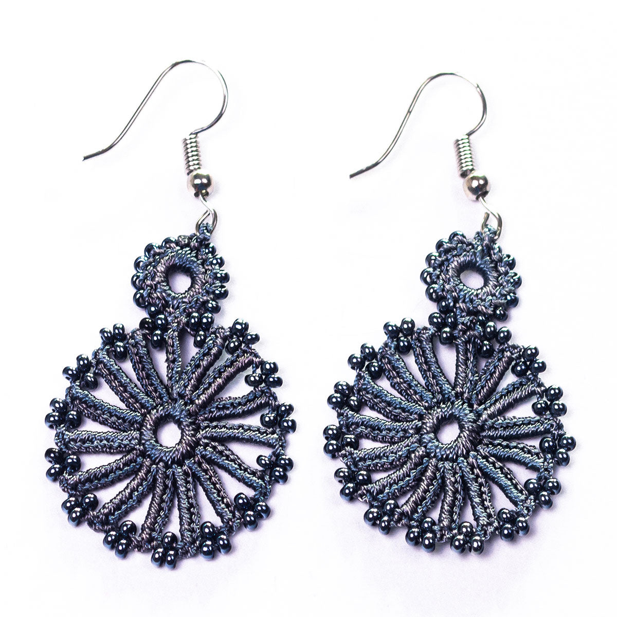 FCE044 Chain of Circles Earrings