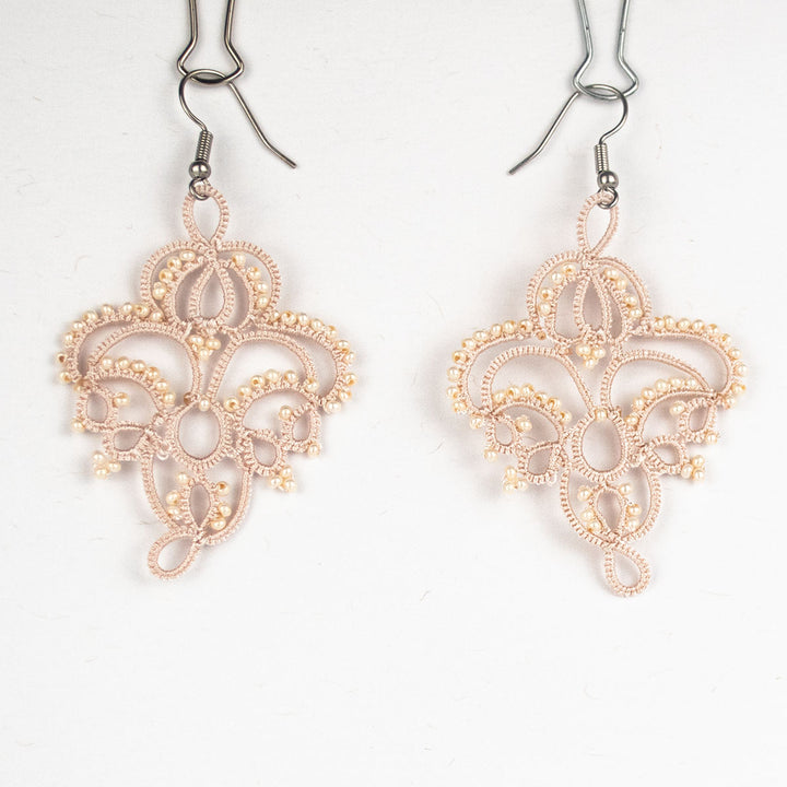 FCE071 "Palace" Needle Point Earrings