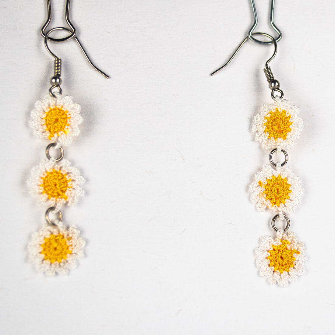 FCE073 Daisies Earrings