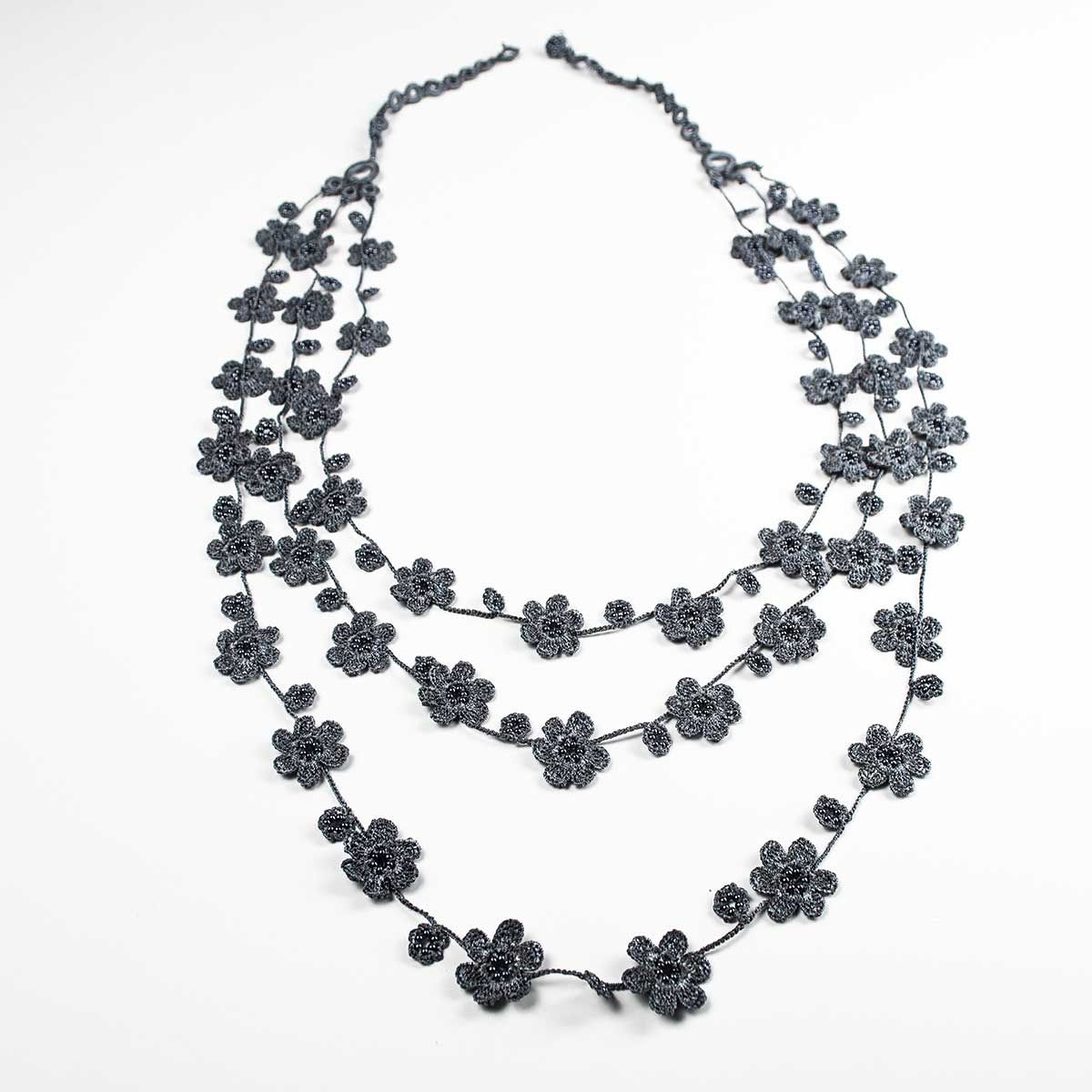 FCN056 Pansies Necklace