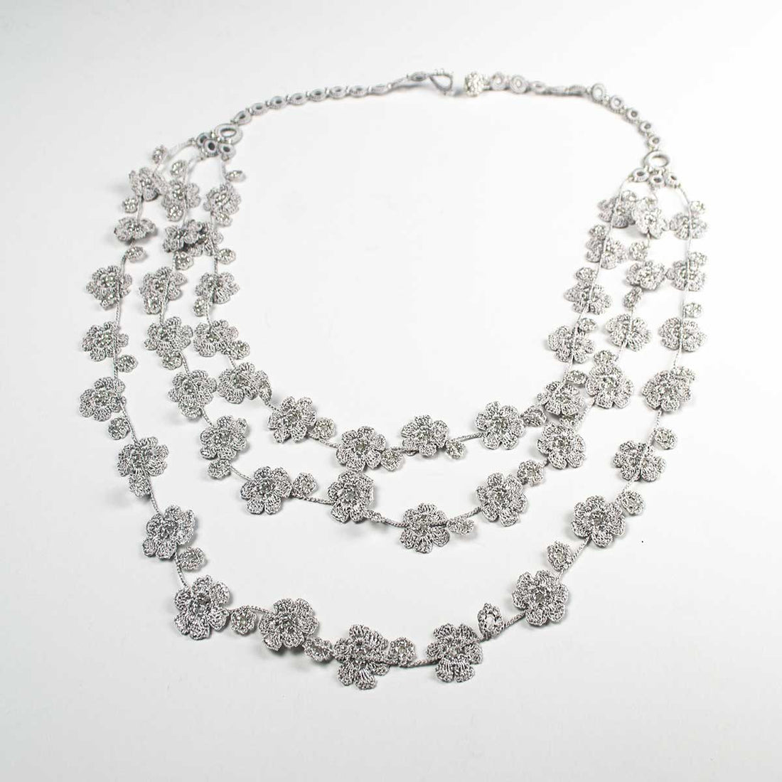 FCN056 Pansies Necklace
