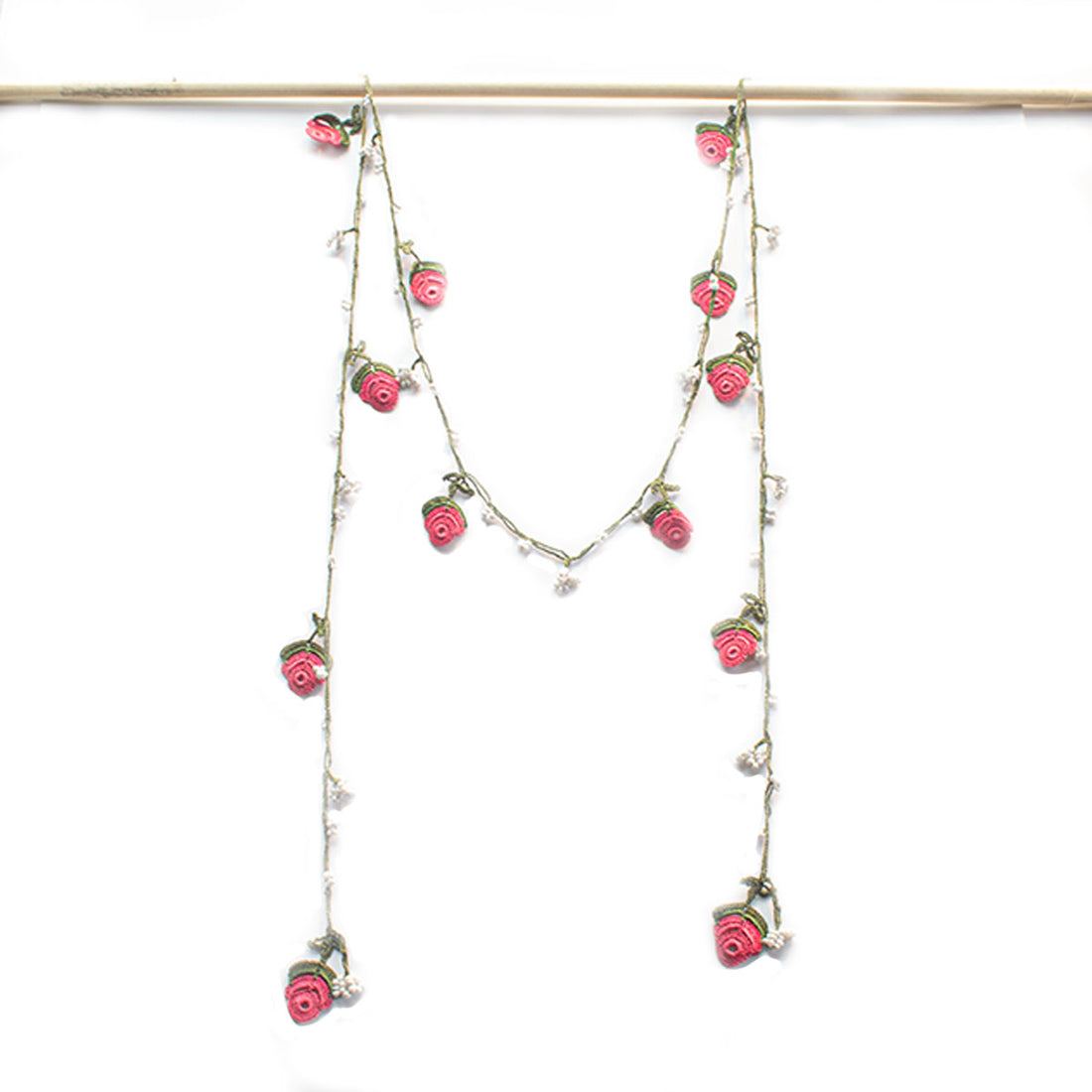 FCO002 Strawberry Oya Scarf Necklace