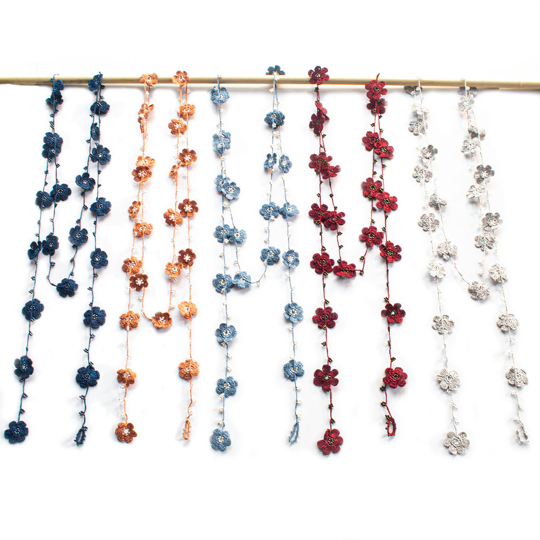 FCO006 Pansies Oya Scarf Necklace
