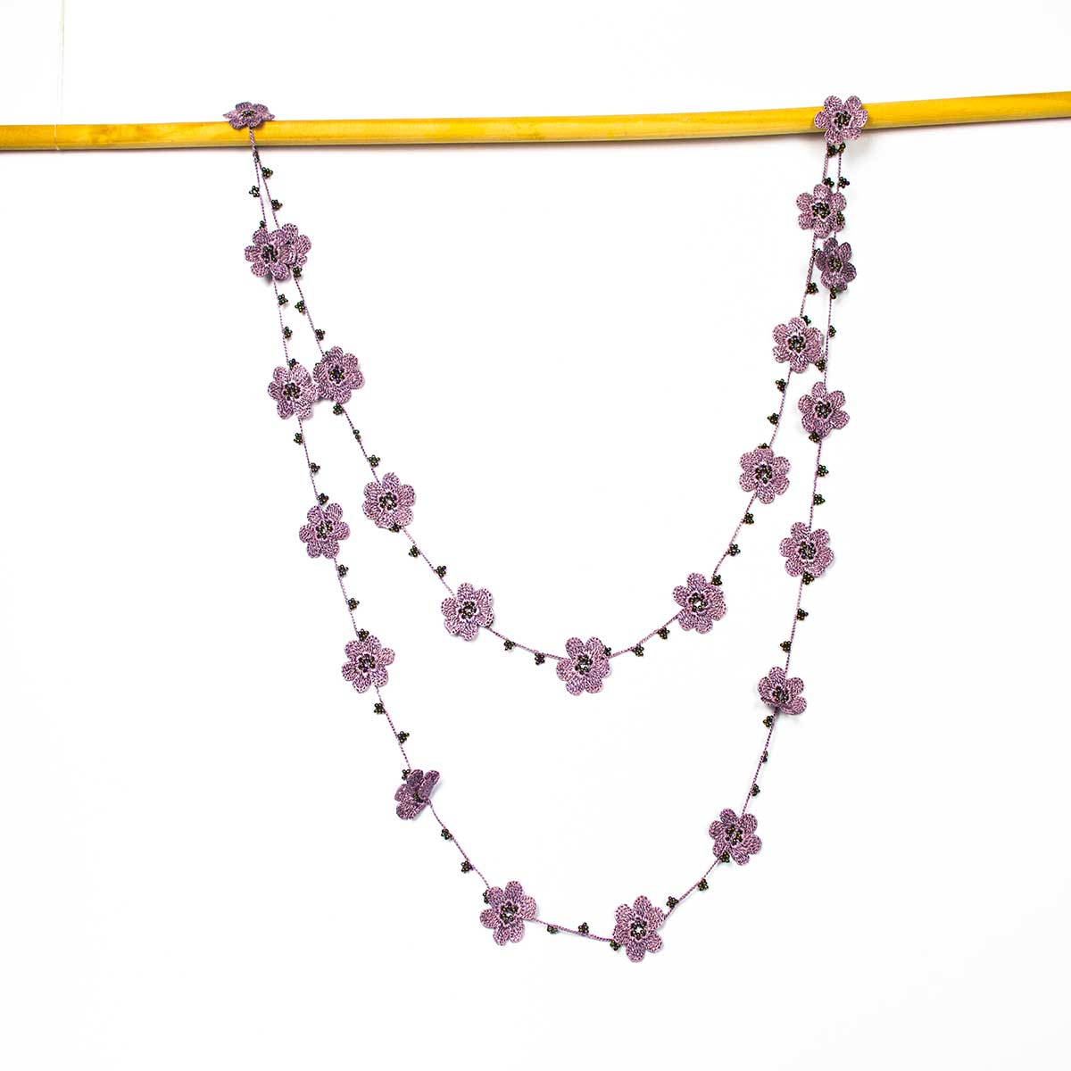 FCO006 Pansies Oya Scarf Necklace