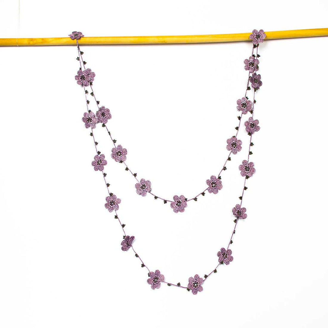 FCO006 Pansies Oya Scarf Necklace
