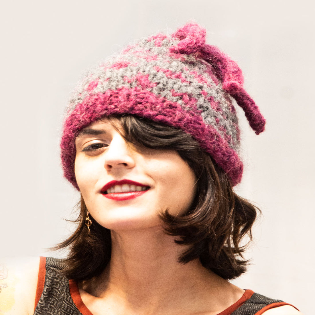 BKH010 Wandering Flowers Hat