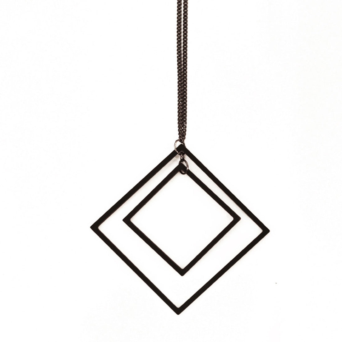 WN06 INTRICATE SQUARES NECKLACE
