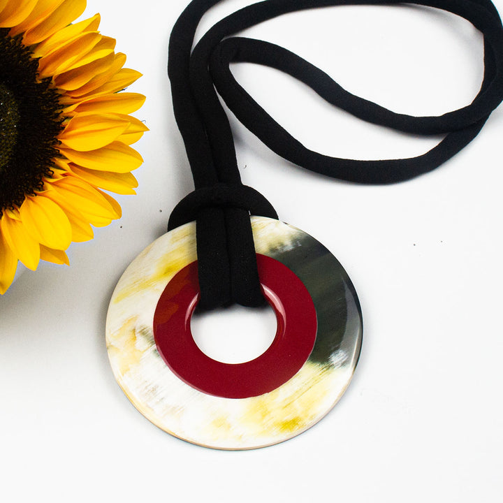Q11356 COLORFUL HORN PENDANT