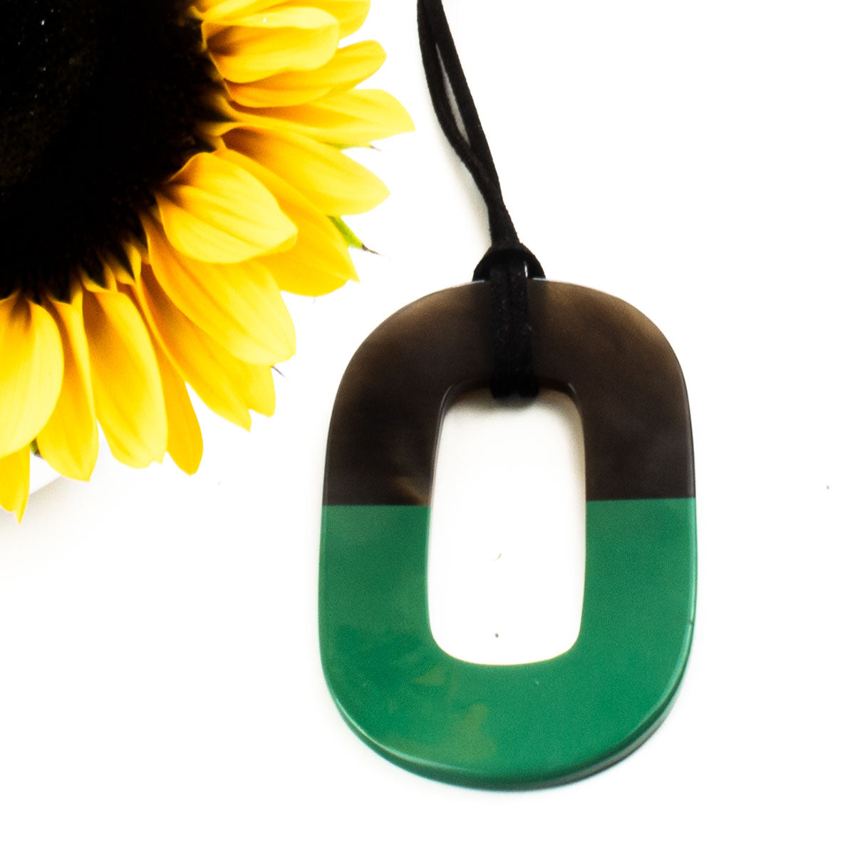 Q6047 Colorful  Buffalo Pendant