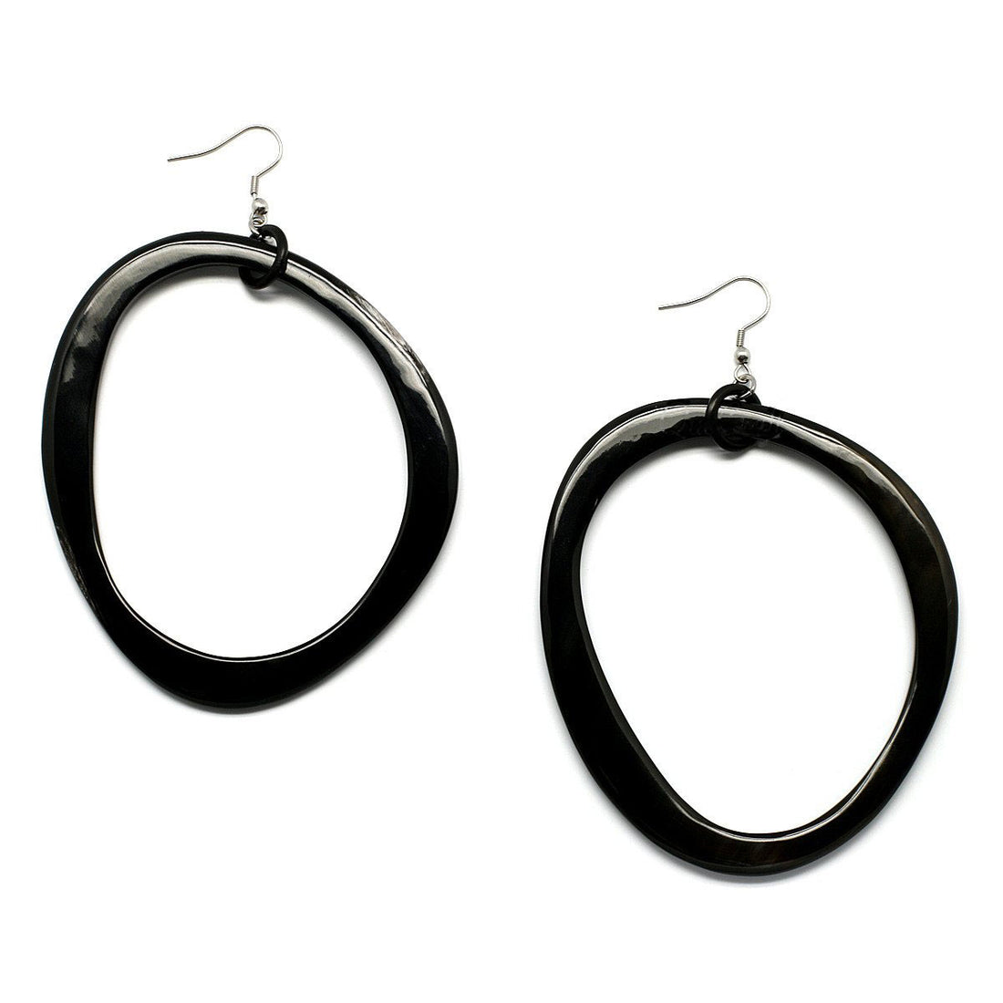 Q9773 Oval Horn Earrings