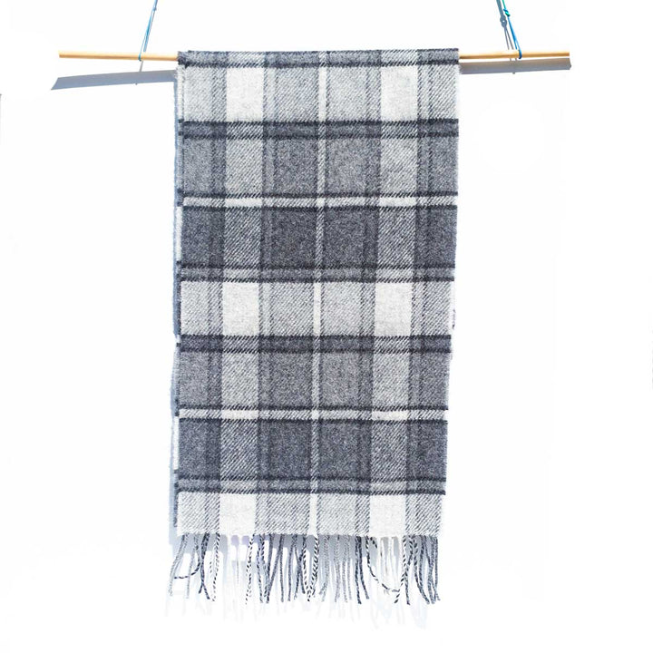 4273/C3 Grey Check Lambs Wool Scarf