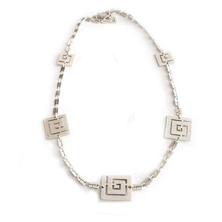 TN1194 MAZE