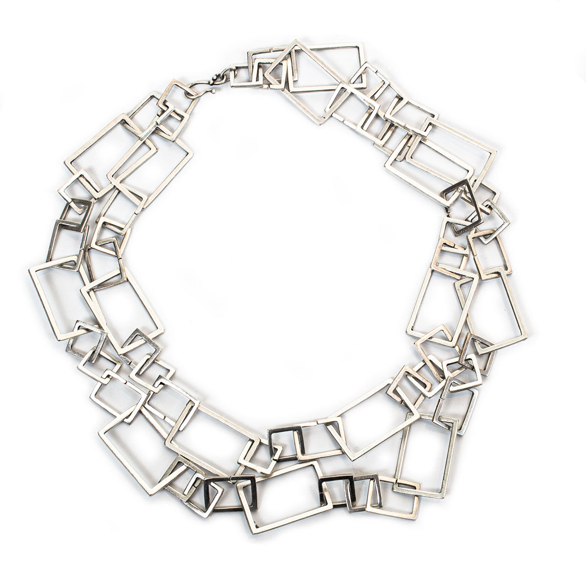 TN1617 CHAIN OF SMALL BOXES NECKLACE