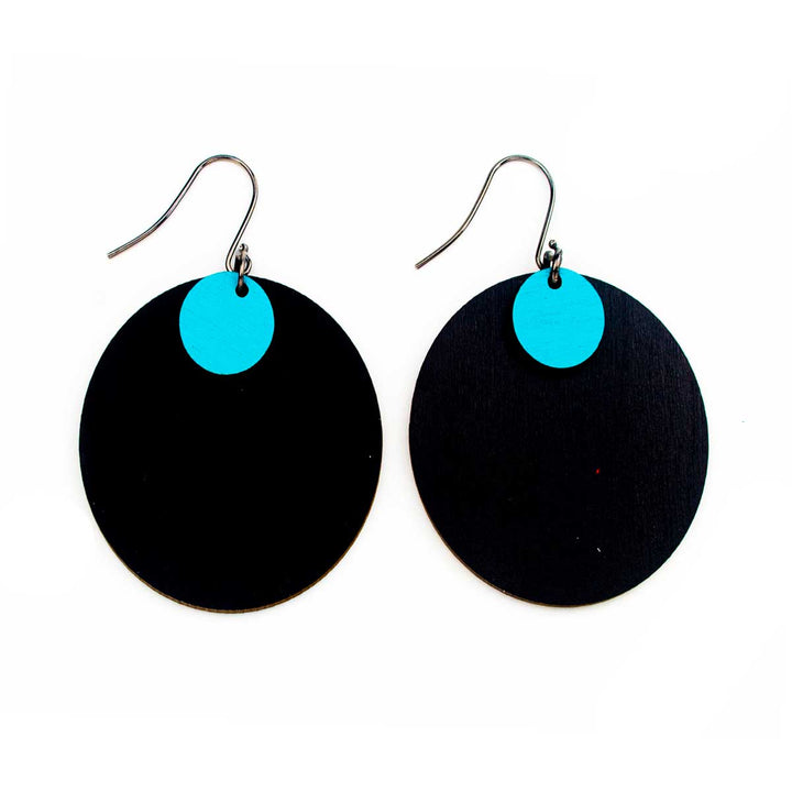 WE23 DOT ON A CIRCLE EARRING