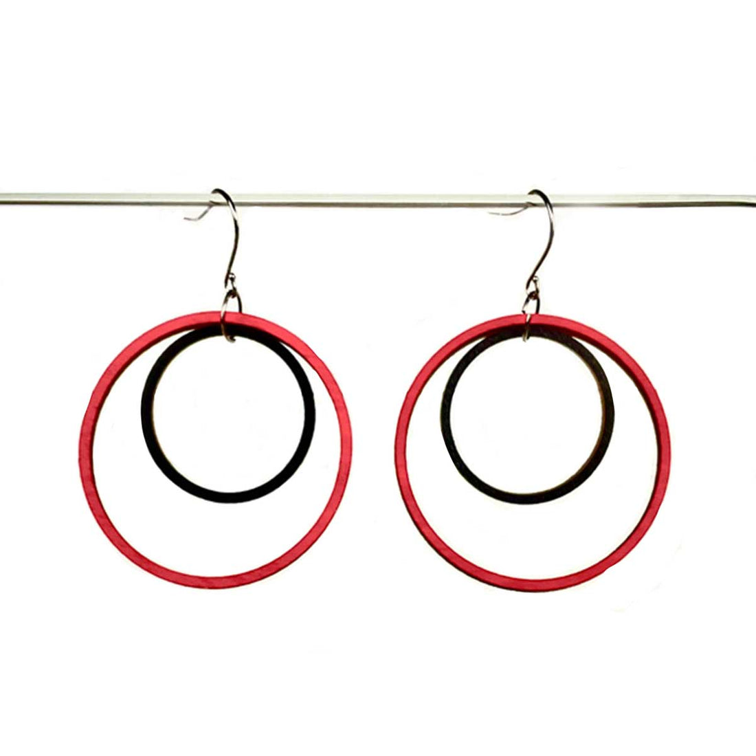 WE05 INTRACET CIRCLES  EARRINGS