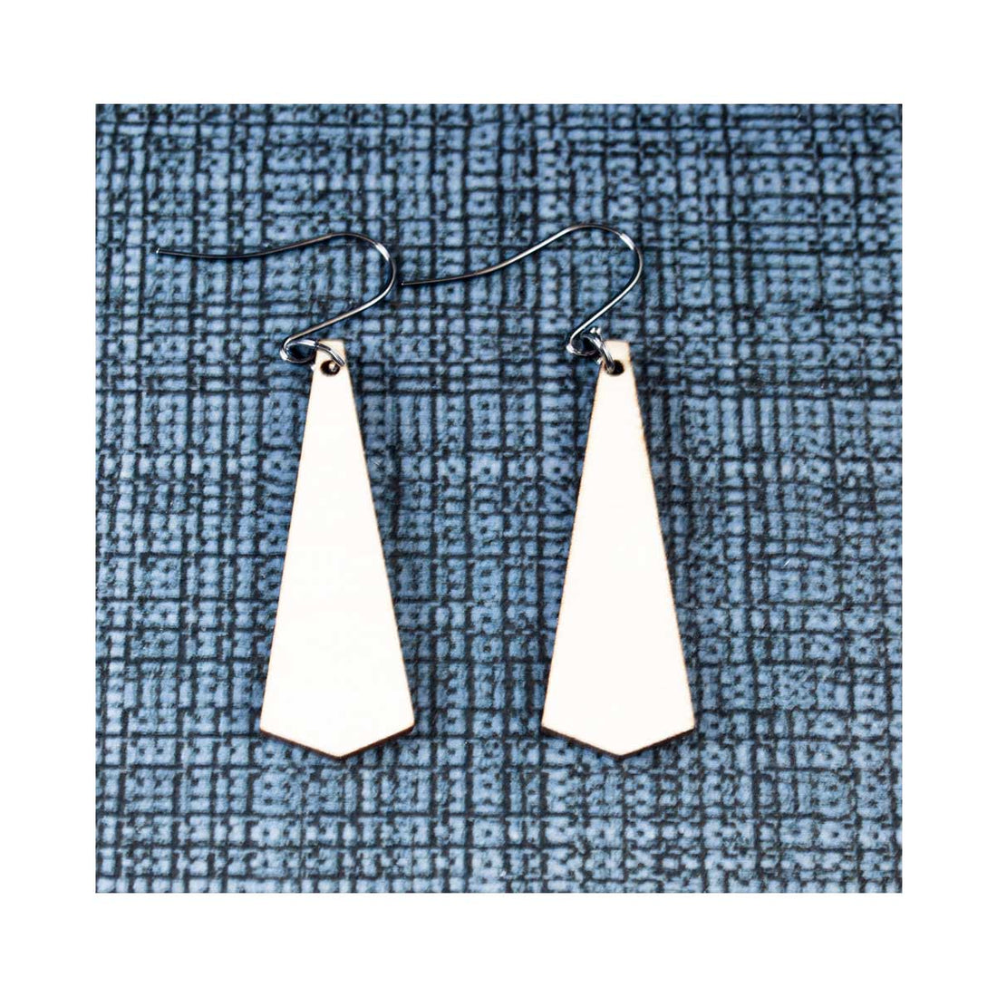 WE022 GEOMETRIC ARROW  WOOD EARRING
