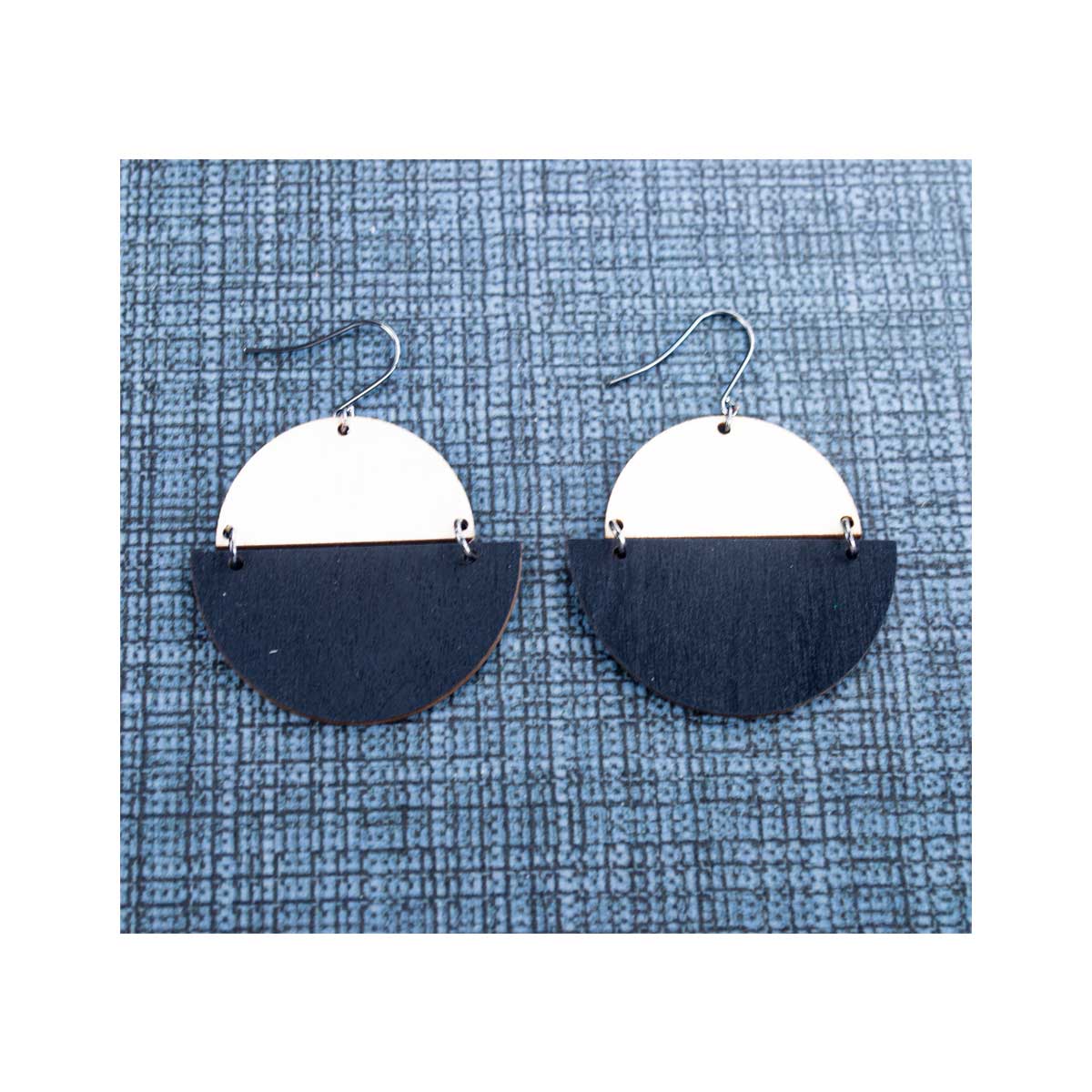 WE010 TWO HALF CIRCLES WOOD EARRING