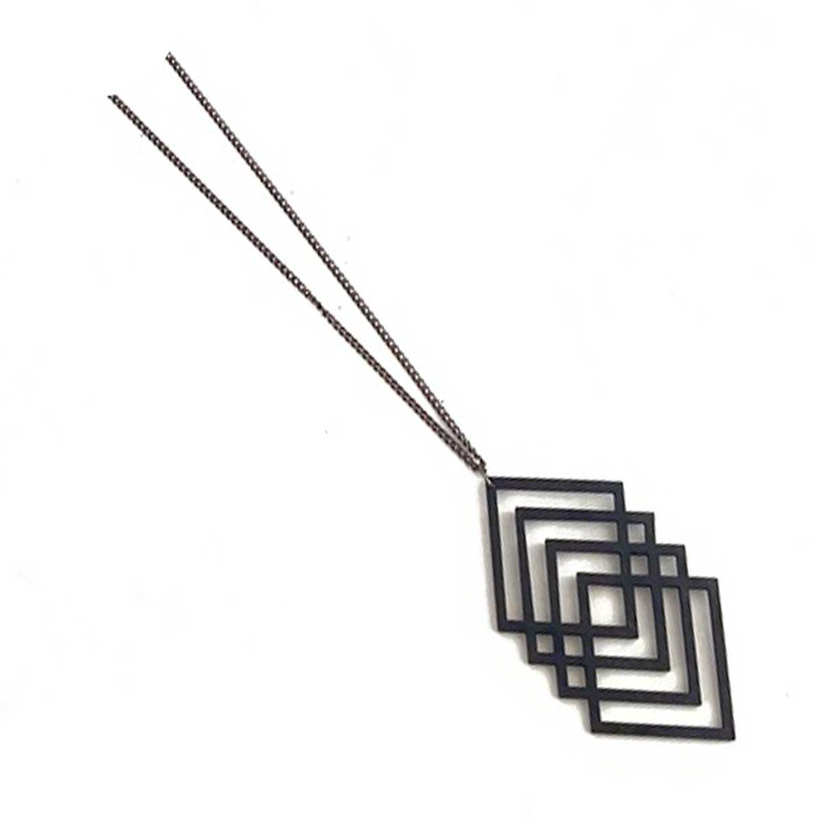 WN07 PARALEL DIAMONDS NECKLACE